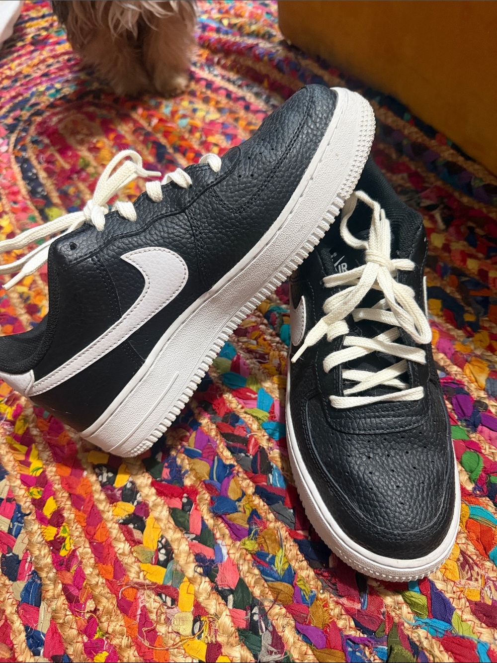 Like NEW NIKE air max